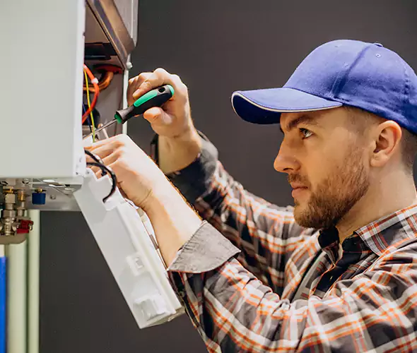 Expert Plumber for Tankless Water Heater Maintenance in The Hammocks, FL: Schedule Professional Maintenance Services with Us