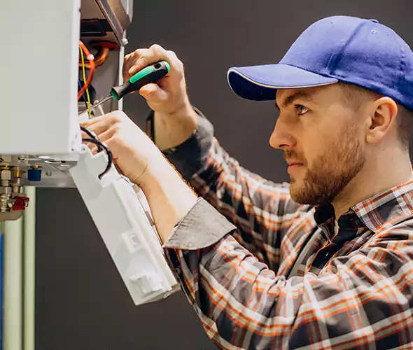 Expert Tankless Water Heater Plumber in The Hammocks, FL