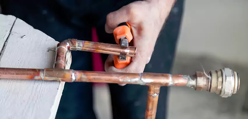 Professional Copper Pipe Leak Repair Services in The Hammocks, FL