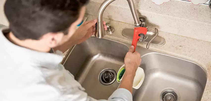 Faucet Repair in The Hammocks