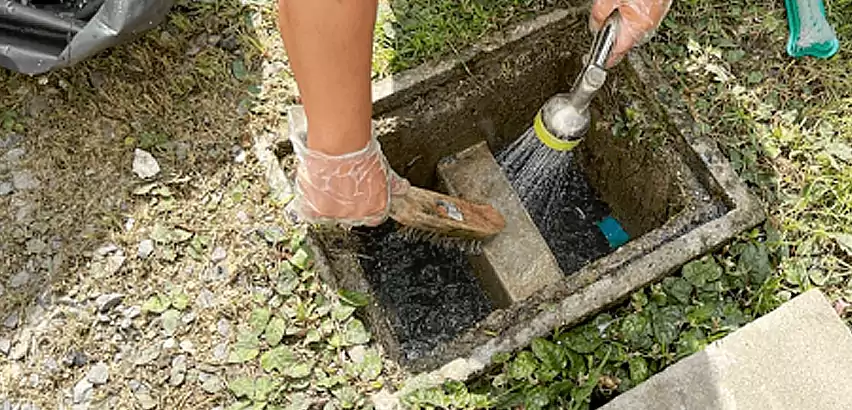 Professional Grease Trap Cleaning Services in The Hammocks, FL